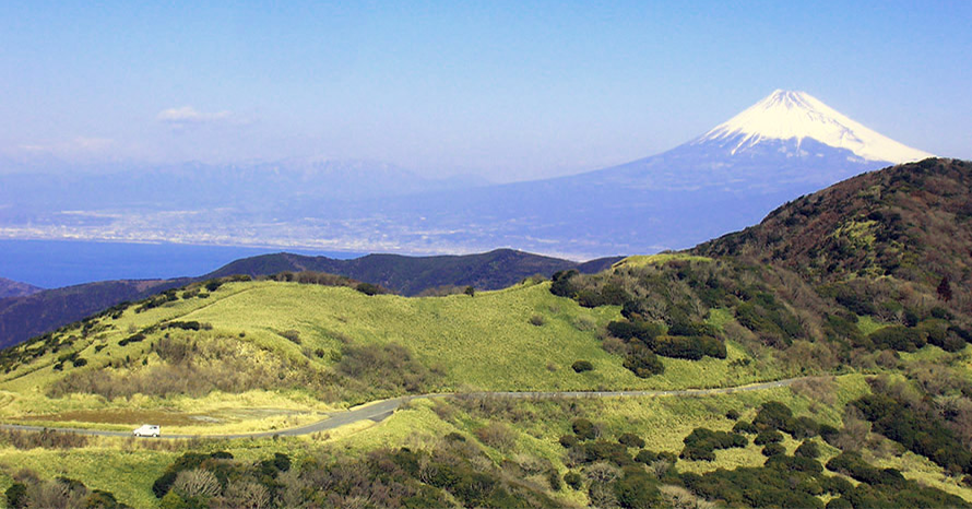 伊豆の稜線を走る爽快ドライブルート ～西伊豆スカイラインコース