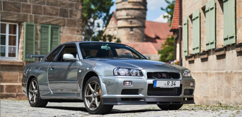 世界の愛車紹介ドイツ編】バイエルンに輝くR34GT-Rの最終進化型
