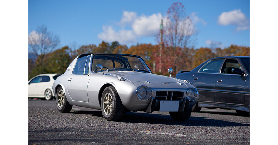 昭和44年 TOYOTA スポーツ仕様車取扱書。　トヨタ自動車　【非売品・美品】 昭和44年 TOYOTA スポーツ仕様車取扱書。 トヨタ自動車 【非売品・美品