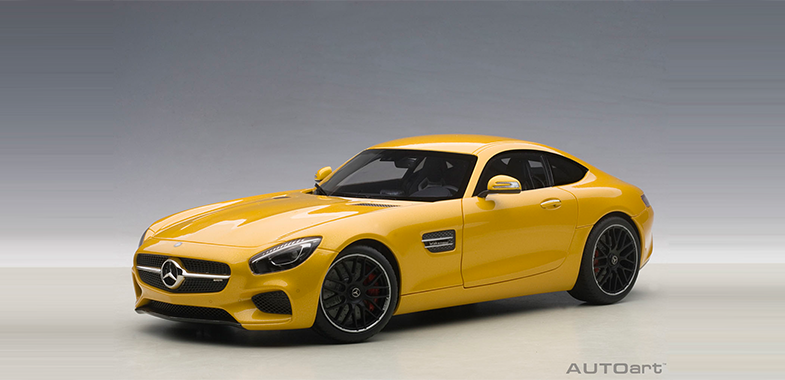 エンジンルームからインテリアまで忠実に再現 革新的なミニカー