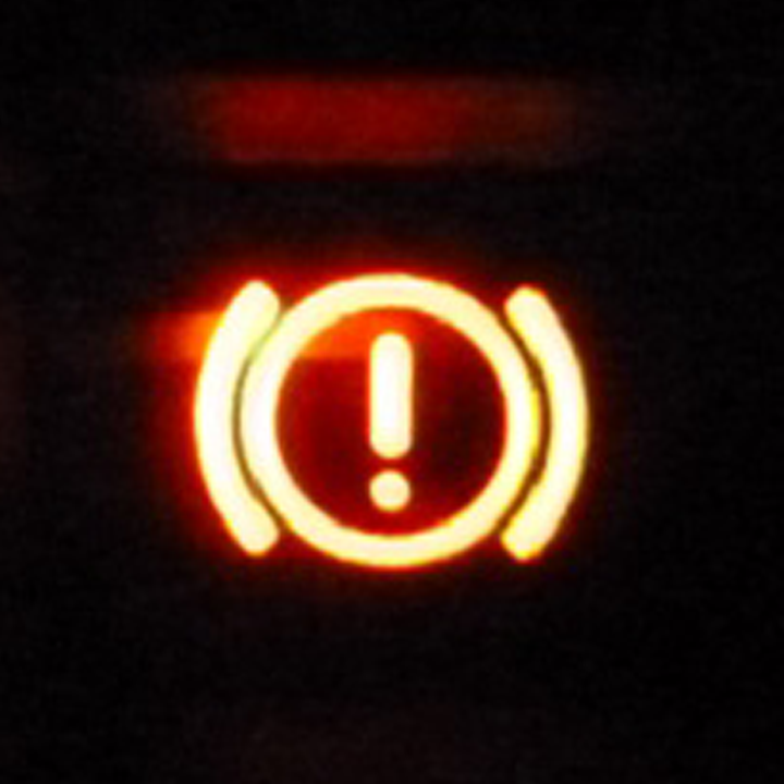 赤色のこの警告灯が点灯したら 意外と知らないクルマの取説 トヨタ自動車のクルマ情報サイト Gazoo