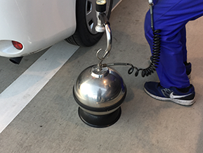 タイヤ空気圧の点検 意外と知らないクルマの取説 トヨタ自動車のクルマ情報サイト Gazoo