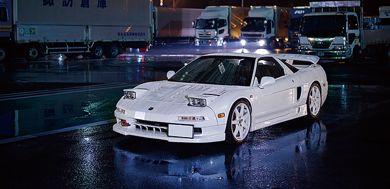 20代の青年があえて逆輸入車のアキュラ・NSXを愛車として選んだ理由