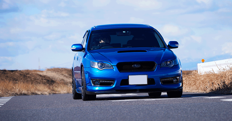 Wits スバル　レガシーツーリングワゴン　STI 青 レガシィは特別な存在」。2007年式スバル・レガシィツーリングワゴン