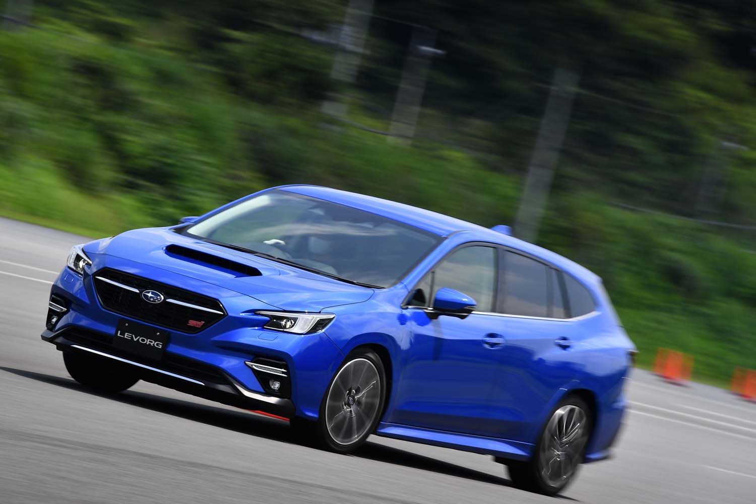 【試乗記】スバル・レヴォーグ プロトタイプ