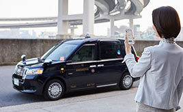 乗客とドライバーをマッチングさせるライドシェア、タクシーをさらに進化させる配車アプリ