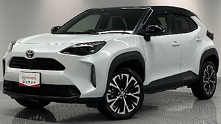 中古車：コンパクトSUV　ヤリスクロス