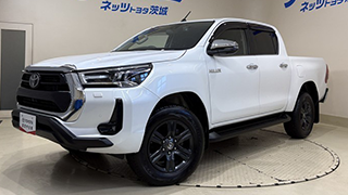 中古車：ピックアップトラック　ハイラックス