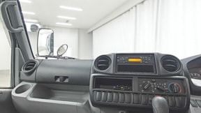 室内1