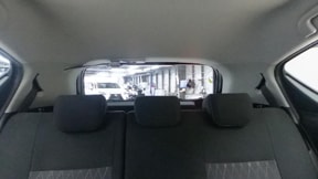 室内1