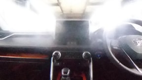 室内1