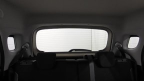 室内1