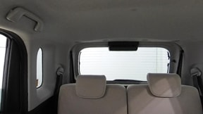 室内1