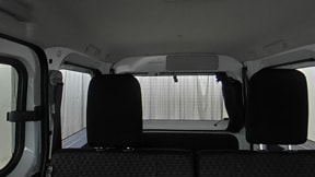 室内1