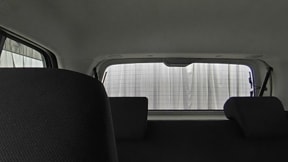 室内1