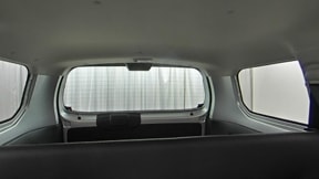 室内1