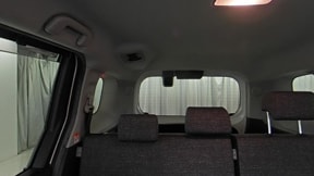 室内1