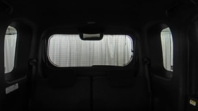 室内1