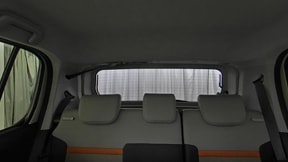 室内1