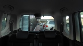 室内1