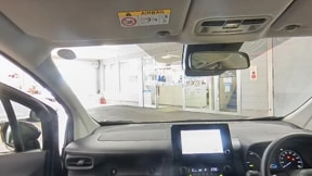 室内1