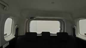 室内1