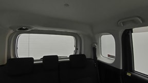 室内1