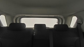 室内1