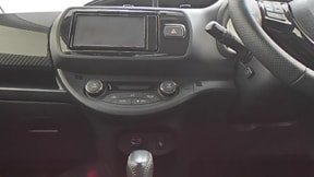 室内1