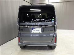 N-BOXカスタム G L 4WD