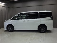 ヴォクシー HV S-Z 4WD *