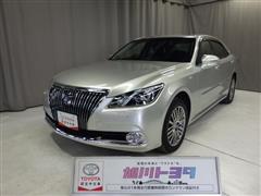 トヨタ クラウンマジェスタHV FOUR