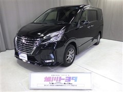 日産 セレナ ハイウェイスターV 4WD