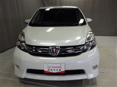アイシス プラタナ Vセレ 4WD