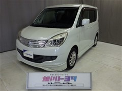 三菱 デリカD:2 X 4WD