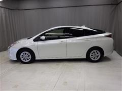 プリウス S セーフティープラス