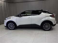 C-HR G-T 4WD