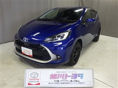 トヨタ アクア Z 4WD *
