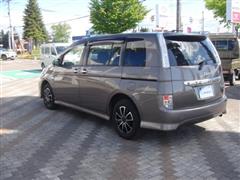 アイシス プラタナ Vセレ 4WD