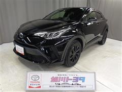 トヨタ　C-HR S-T 4WD *