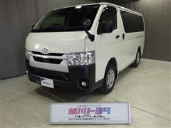 ハイエースV DX 4WD