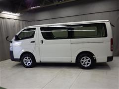 ハイエースV  DX 4WD