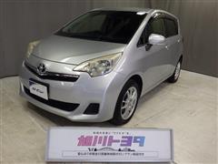 トヨタ　ラクティス X 4WD