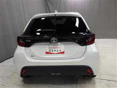 ヤリス X 4WD *