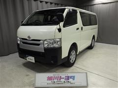 ハイエースV DX 4WD