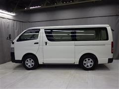 ハイエースV DX 4WD