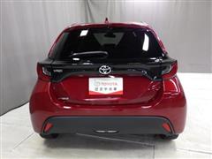 ヤリス X 4WD *