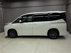 ヴォクシーHV S-Z 4WD *