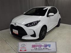 トヨタ ヤリスHV X 4WD*