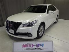 トヨタ　クラウン ロイヤルサルーンI-FOUR